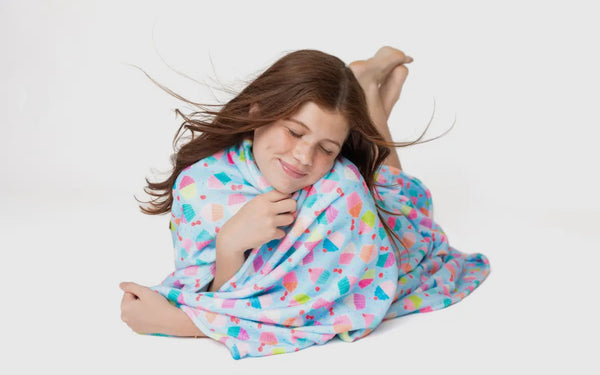 Plush Blanket - Cupcakes